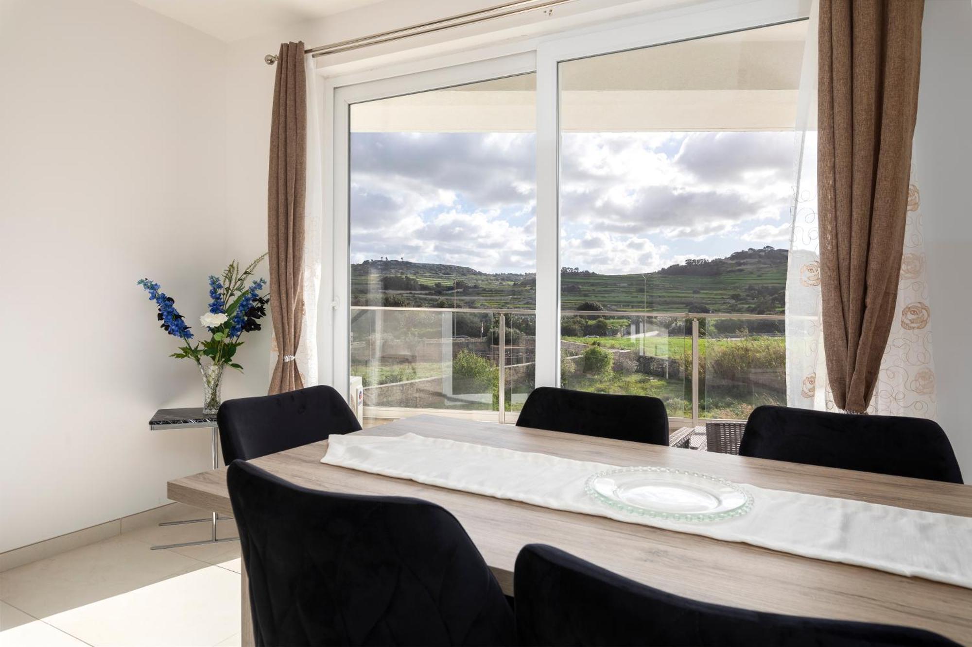 Modern & Spacious 2Br Apartment With Country Views - Close To Xemxija Bay St. Paul's Bay Exterior photo